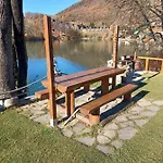 Pri Jazere - Relax Vo Vírivke * Tópatak