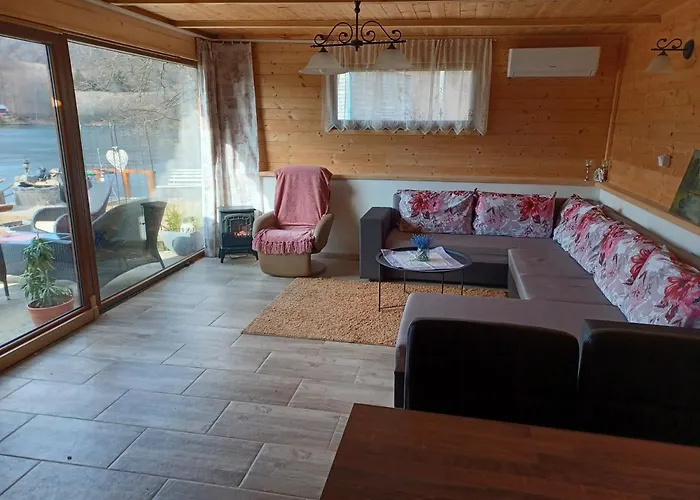 Pri Jazere - Relax Vo Virivke شقة