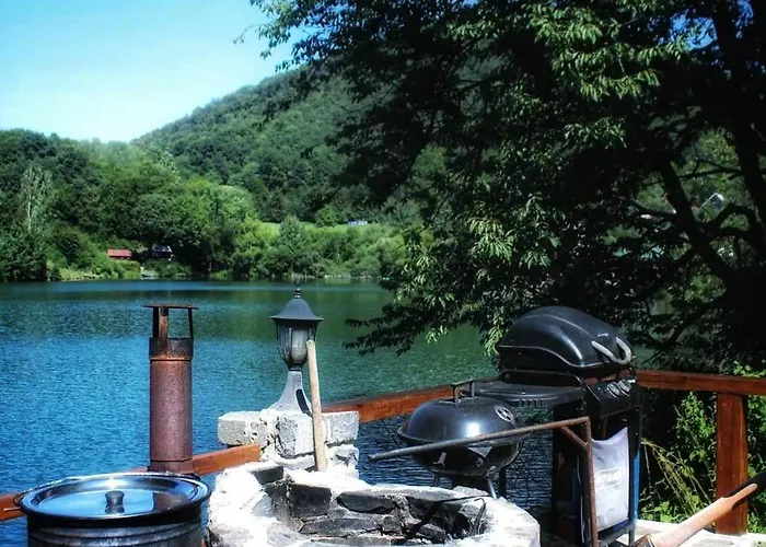 شقة Pri Jazere - Relax Vo Virivke Bansky Studenec